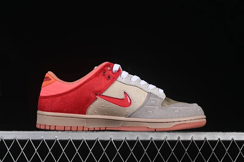 All categories Nk SB Dunk series Nk SB Dunk Low low-top sneakers K version Clot x Dunk Low "What The" joint model Yuanyang color SB low-top casual sneakers FN0316-999